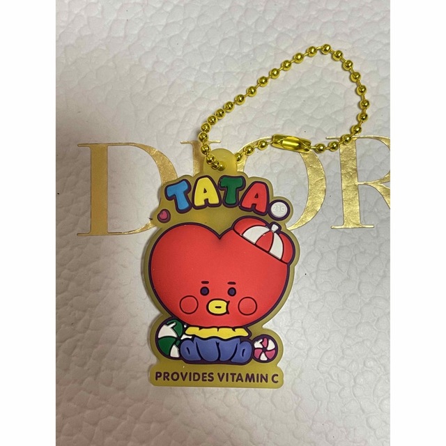 BT21(ビーティーイシビル)のBT21 TATA タタ セット ふわふわマスコット キーホルダー 新品未使用 エンタメ/ホビーのおもちゃ/ぬいぐるみ(キャラクターグッズ)の商品写真