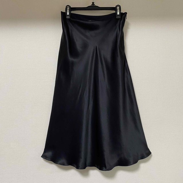 極美品✨キトン KITON シルクスカート サテン マーメイド 膝丈 黒