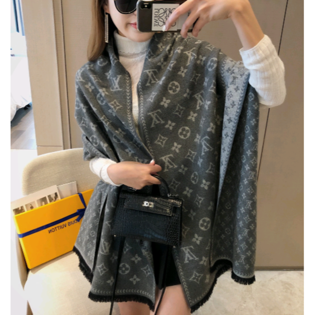 LOUIS VUITTON ルイヴィトン マフラー/ストール