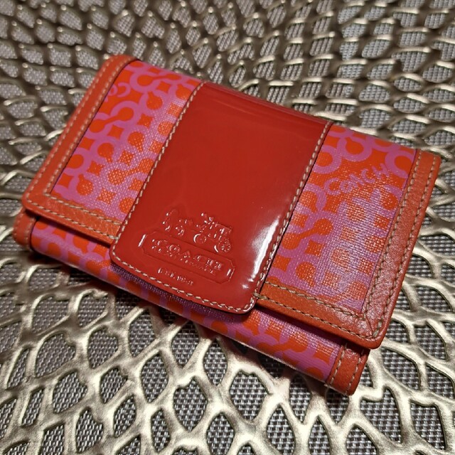 COACH - COACH オプアート 二つ折り財布 未使用 少々難あり オレンジ