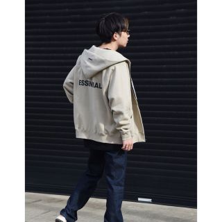 ESSENTIALSエッセンシャルズFULL-ZIP バックロゴ ジップパーカーの通販