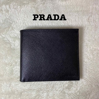 プラダ(PRADA)の【中古品】PRADA 二つ折り財布　ブラック　サフィアーノ(折り財布)