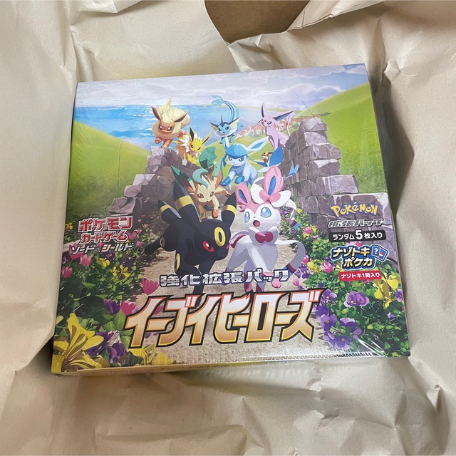 ポケモン(ポケモン)のイーブイヒーローズ　ポケモンカード　1box シュリンク付き エンタメ/ホビーのトレーディングカード(Box/デッキ/パック)の商品写真