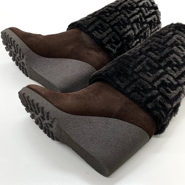 3301 FENDI フェンディ ムートン ファー ブーツ ズッカ柄 ブラウン