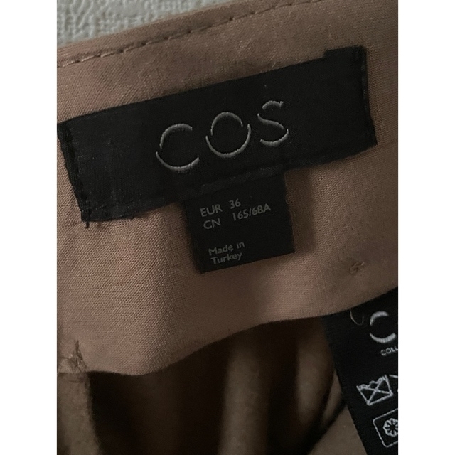 COS(コス)のCOS レディースのパンツ(ショートパンツ)の商品写真