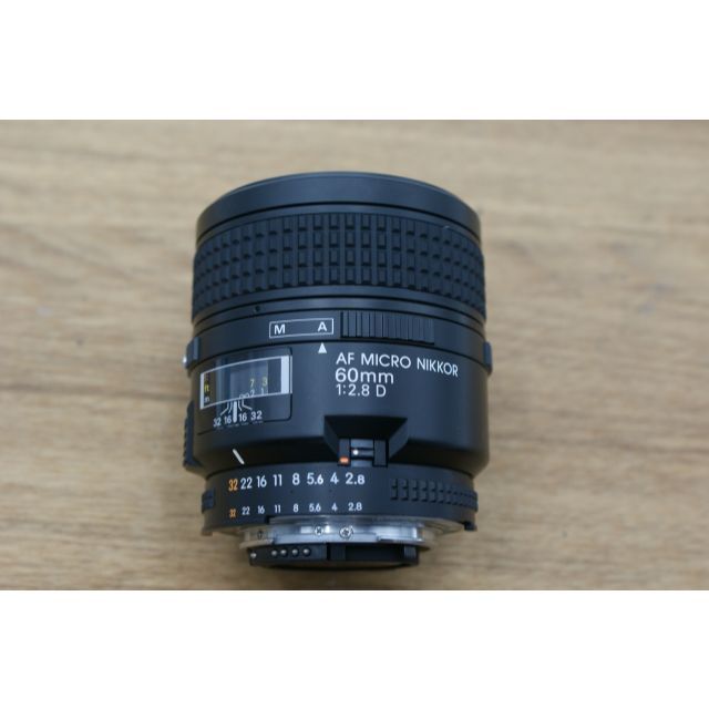 Nikon AF MICRO NIKKOR 60mm F2.8 D