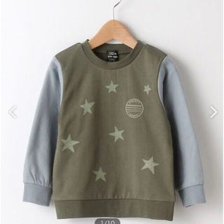 プティマイン(petit main)のオーガニックコットン 裏起毛 星柄プリントトレーナー(Tシャツ/カットソー)