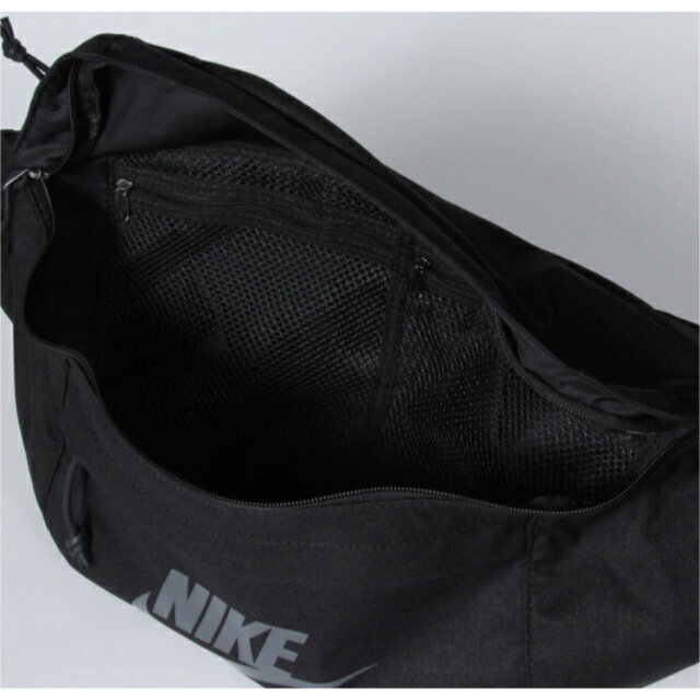 NIKE(ナイキ)の【 10L 】★ NIKE ★テック ヒップ パック ウエストポーチ ナイキ レディースのバッグ(ボディバッグ/ウエストポーチ)の商品写真