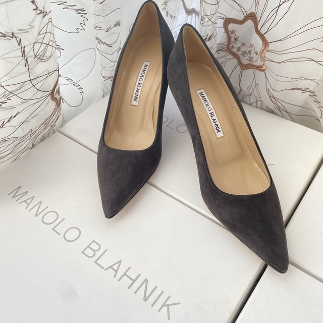 新品】MANOLO BLAHNIK マノロブラニク スエード パンプス 黒-