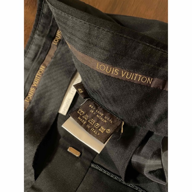 LOUIS VUITTON(ルイヴィトン)のLouis Vuitton ルイ ヴィトン セットアップ スーツ 黒 無地 メンズのスーツ(セットアップ)の商品写真