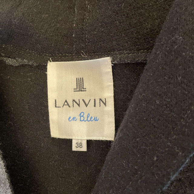 LANVIN en Bleu(ランバンオンブルー)のLANVIN en blue フォックスファーコート（38） レディースのジャケット/アウター(毛皮/ファーコート)の商品写真