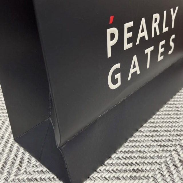 PEARLY GATES(パーリーゲイツ)のL様専用　可愛いニコちゃんシール付きリボン　ギフト用 スポーツ/アウトドアのゴルフ(バッグ)の商品写真