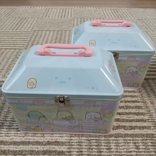 かぴばら様専用 すみっコぐらし 缶バッグ エンタメ/ホビーのおもちゃ/ぬいぐるみ(キャラクターグッズ)の商品写真