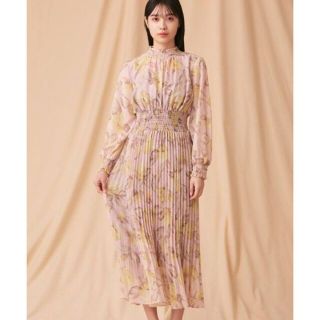 ジルバイジルスチュアート(JILL by JILLSTUART)のジルバイジルスチュアート　アートフラワーシアーワンピース　ピンク(ロングワンピース/マキシワンピース)