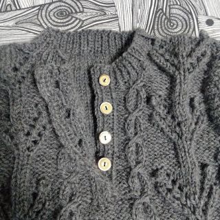 swish_knittingさんのベスト 猫 手編みべスト-