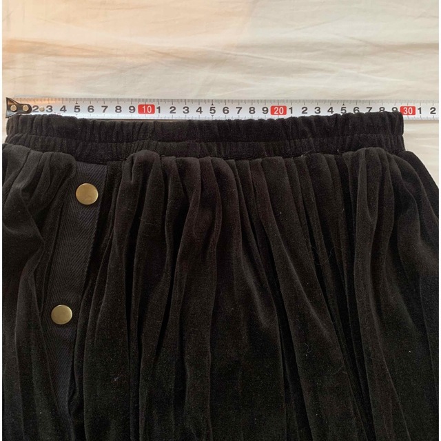 AVIREX(アヴィレックス)のアベレックス　黒　スカート レディースのスカート(ロングスカート)の商品写真