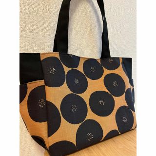 ハンドメイド　トートバッグ　サイドポケット　トモタケ　あんぱん　限定カラー(バッグ)