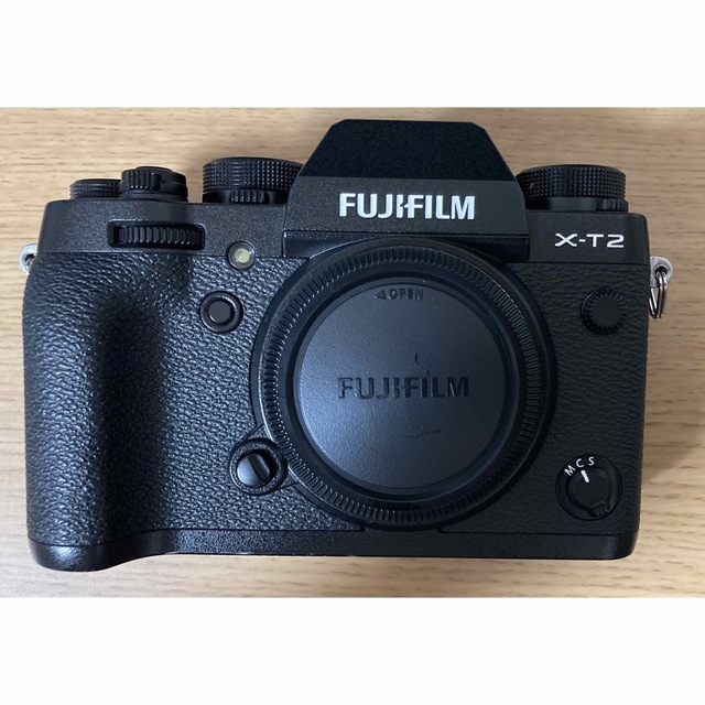 富士フイルム(フジフイルム)の中古　X-T2 ボディ スマホ/家電/カメラのカメラ(ミラーレス一眼)の商品写真