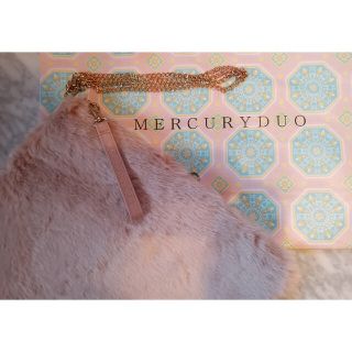 マーキュリーデュオ(MERCURYDUO)のMERCURYDUO☆ほろ甘エコファーバッグ　　　　新品未使用(ショルダーバッグ)