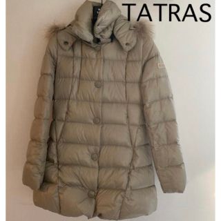 タトラス(TATRAS)のタトラス　レディースダウンコート　サイズ02 ベージュダウン(ダウンコート)