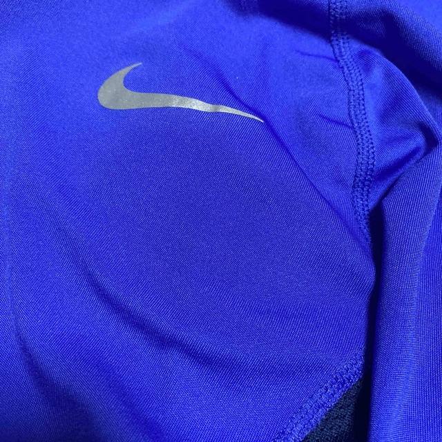 NIKE(ナイキ)のレディース　NIKE ナイキ　シャツ レディースのトップス(Tシャツ(長袖/七分))の商品写真