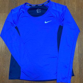 ナイキ(NIKE)のレディース　NIKE ナイキ　シャツ(Tシャツ(長袖/七分))