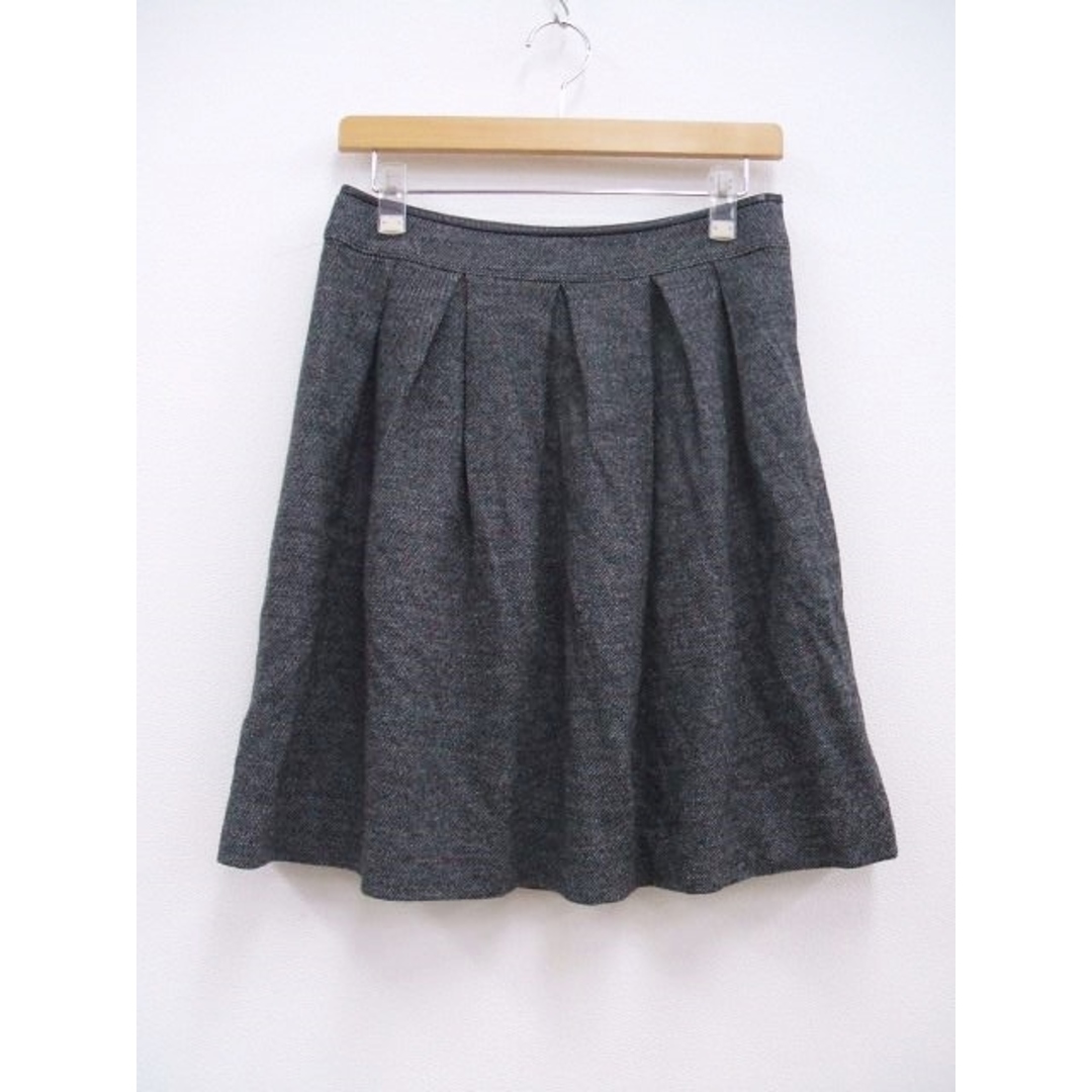 BURBERRY(バーバリー)のBURBERRY サイズ40 ウール スカート バーバリー レディースのスカート(ひざ丈スカート)の商品写真