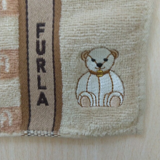 Furla(フルラ)のフルラ  タオルハンカチ  2枚  新品  ㉖ レディースのファッション小物(ハンカチ)の商品写真