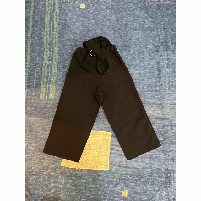 UNITED ARROWS green label relaxing(ユナイテッドアローズグリーンレーベルリラクシング)のキッズ　ワンショルダーサロペット　135㎝　BLACK キッズ/ベビー/マタニティのキッズ服女の子用(90cm~)(パンツ/スパッツ)の商品写真