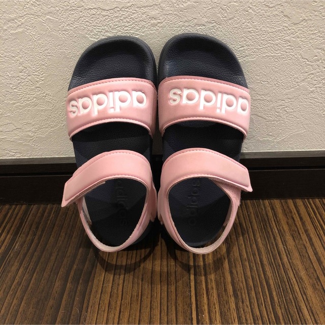 adidas キッズ adidas サンダル マジックテープ 19センチの通販 by ☆こは☆ ☆お値下☆ adidas サンダル 19cm