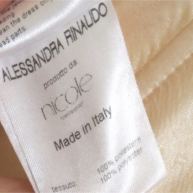 NICOLE(ニコル)のnicole  ウェディングドレス　ALESSANDRA RINALIDO レディースのフォーマル/ドレス(ウェディングドレス)の商品写真