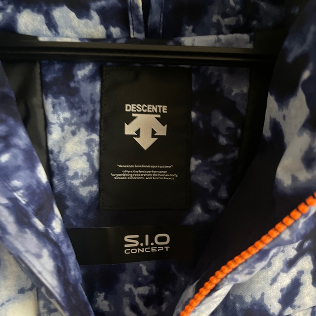 DESCENTE(デサント)のデサント　スキー　スノボ　ウェア スポーツ/アウトドアのスノーボード(ウエア/装備)の商品写真