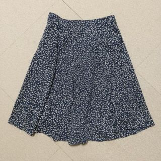 ローラアシュレイ(LAURA ASHLEY)の【きれい目な中古】ローラーアシュレイ LAURA ASHLEY フレア スカート(ひざ丈スカート)