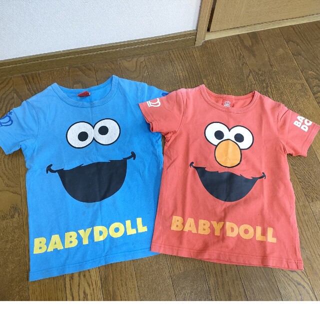 BABYDOLL(ベビードール)のBABYDOLL エルモ、クッキーモンスター Tシャツ エンタメ/ホビーのおもちゃ/ぬいぐるみ(キャラクターグッズ)の商品写真