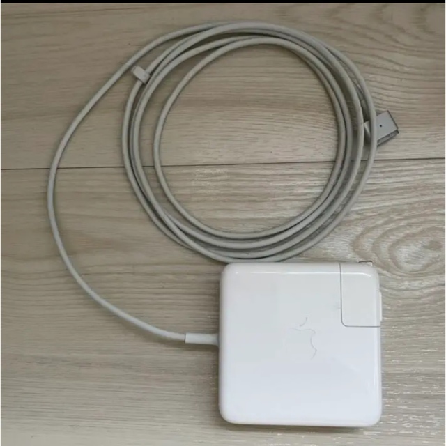 Apple(アップル)のMacBook PRO Retina 13inch early2015 スマホ/家電/カメラのPC/タブレット(ノートPC)の商品写真