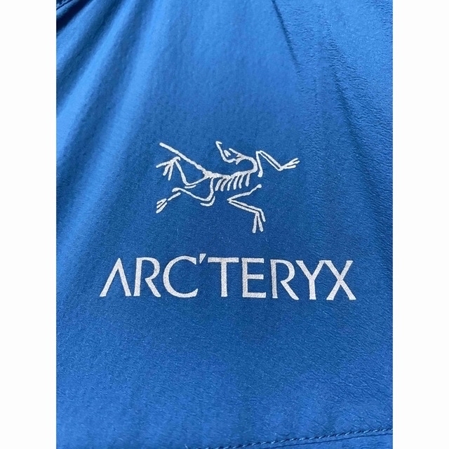 ARC'TERYX(アークテリクス)の即日発送 ARC’TERYX ATOM LT Hoody サイズS メンズのジャケット/アウター(ダウンジャケット)の商品写真