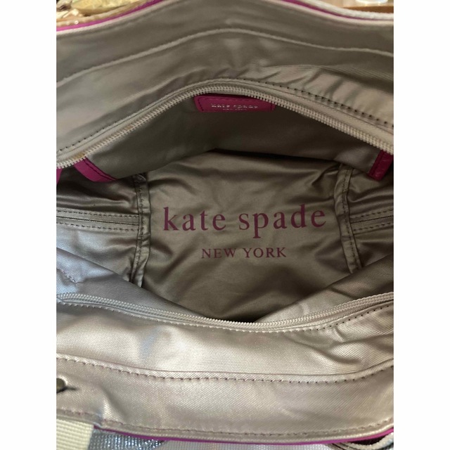 kate spade new york(ケイトスペードニューヨーク)の【激レア】ケイトスペード　トートバッグ　リボン　ミニ　ナイロン　ピンク　シルバー レディースのバッグ(トートバッグ)の商品写真