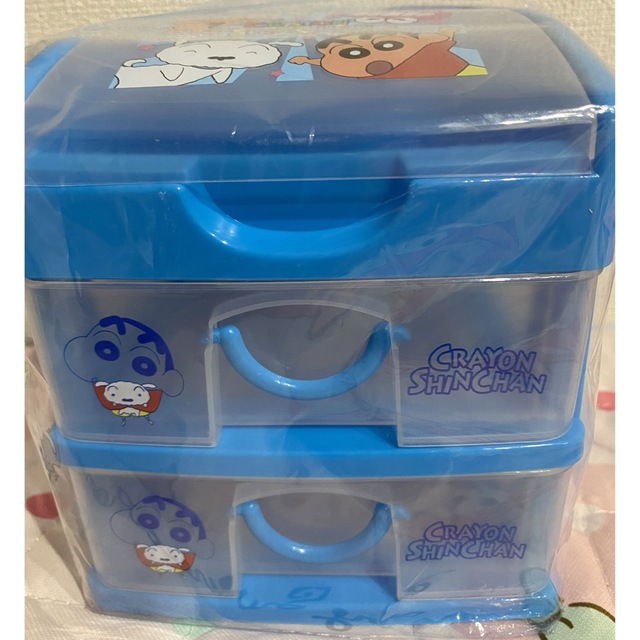 クレヨンしんちゃん　カラーボックス インテリア/住まい/日用品の収納家具(ケース/ボックス)の商品写真