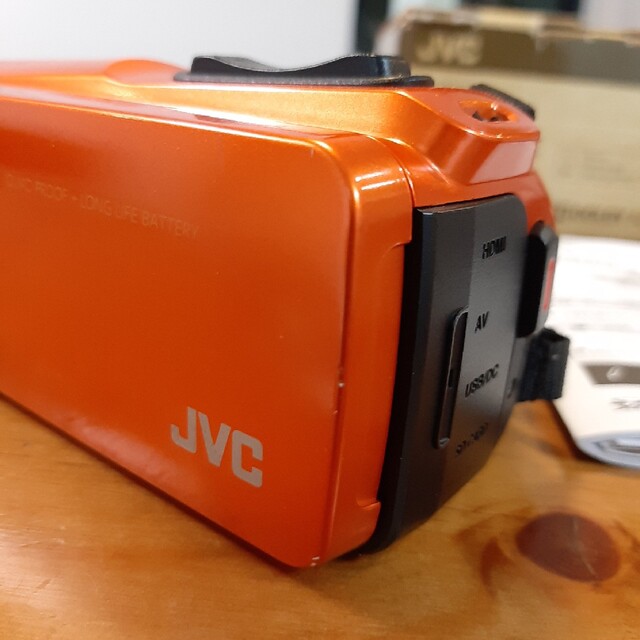 KENWOOD(ケンウッド)のVictor・JVC GZ-RX670-D　ヒンジ故障 スマホ/家電/カメラのカメラ(ビデオカメラ)の商品写真