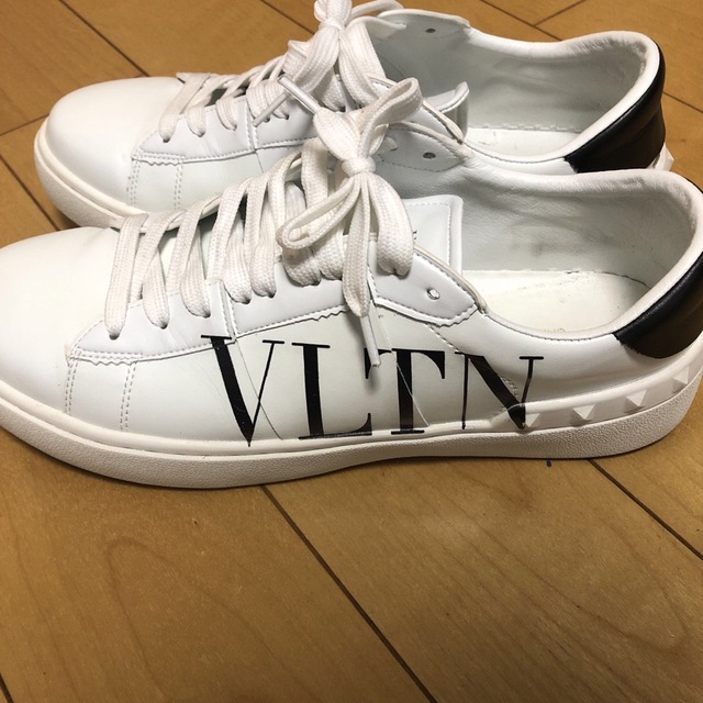 valentino garavani VALENTINO スニーカー