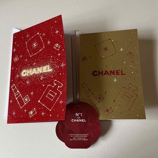 シャネル(CHANEL)の🌺お値下げしました🌺ホリデー クリスマスカード+クリームN°1ドゥシャネル1ml(カード/レター/ラッピング)