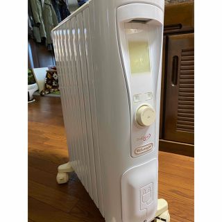 デロンギ(DeLonghi)のデロンギオイルヒーター　ベルカルド(オイルヒーター)