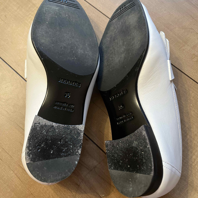 HERMES - エルメス ロワイヤルローファー 白 35サイズの通販 by HERMES - エルメス ロワイヤルローファー 白 35サイズの通販 by