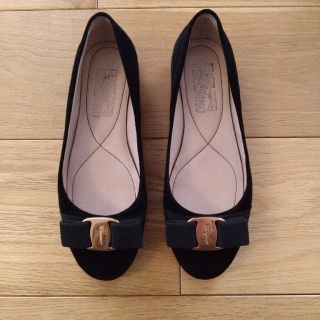 サルヴァトーレフェラガモ(Salvatore Ferragamo)のフェラガモ　フラットシューズ(バレエシューズ)