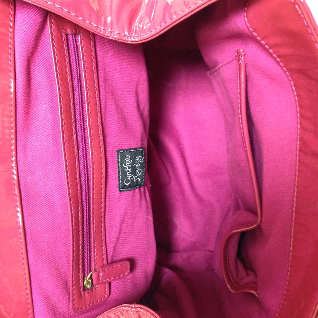 Cynthia Rowley(シンシアローリー)の値下げシンシアローリーのクマさんバッグ♡ レディースのバッグ(ハンドバッグ)の商品写真