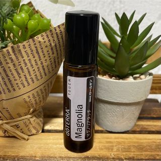 ドテラ(doTERRA)のドテラ マグノリア タッチ (ロールオン)(エッセンシャルオイル（精油）)