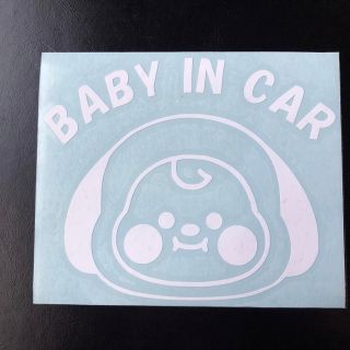 ビーティーイシビル(BT21)のCHIMMY チミー BABY IN CAR カッティング　ステッカー (キャラクターグッズ)