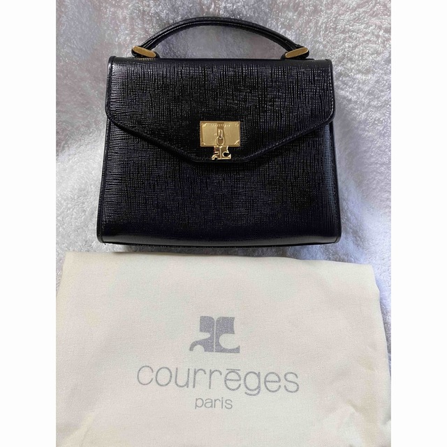 Courreges(クレージュ)のクレージュ　ショルダーバッグ　2way  レザー　ゴールド金具 レディースのバッグ(ハンドバッグ)の商品写真