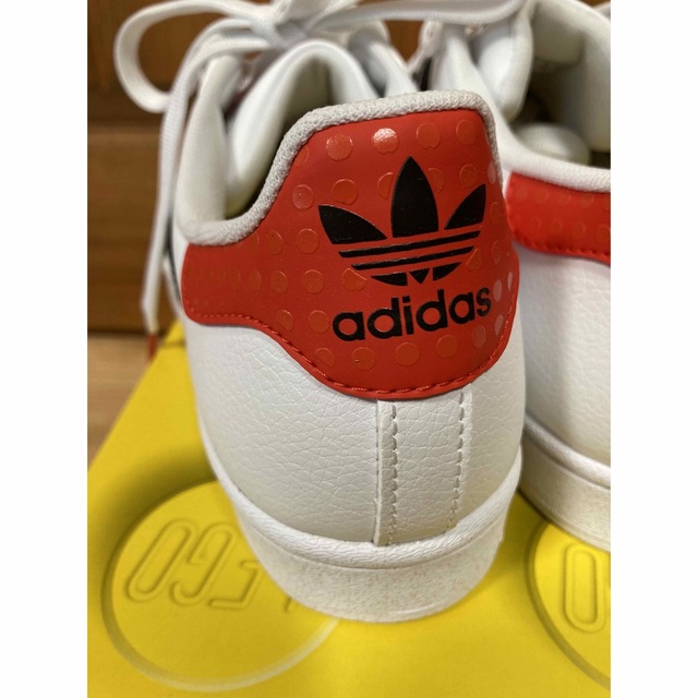 adidas(アディダス)の23様専用！！【新品】adidas×LEGOスーパースター(レッド:23cm） レディースの靴/シューズ(スニーカー)の商品写真