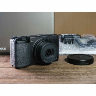 RICOH - リコー RICOH GR III ショット数1695枚 ＋ 金属レンズ